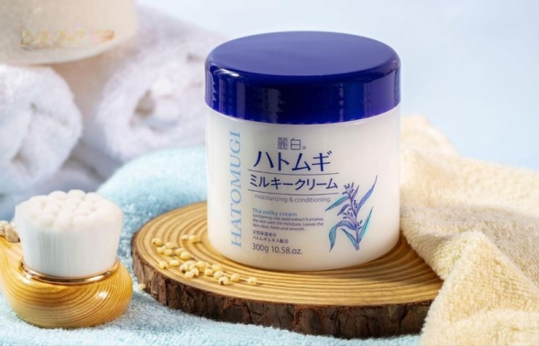 Reihaku Hatomugi The Milky Cream 300gm (Moisturizing & Conditioning)