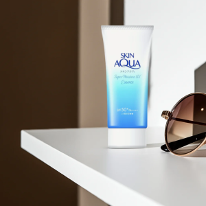 Skin Aqua Super Moisture UV Essence SPF50+ PA++++ 80g